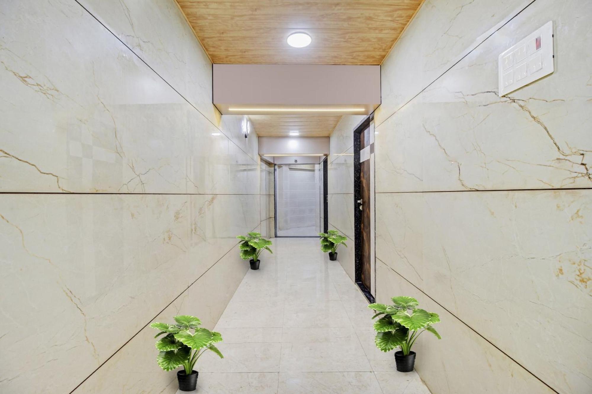 Hotel Ambedkar Кальян Экстерьер фото