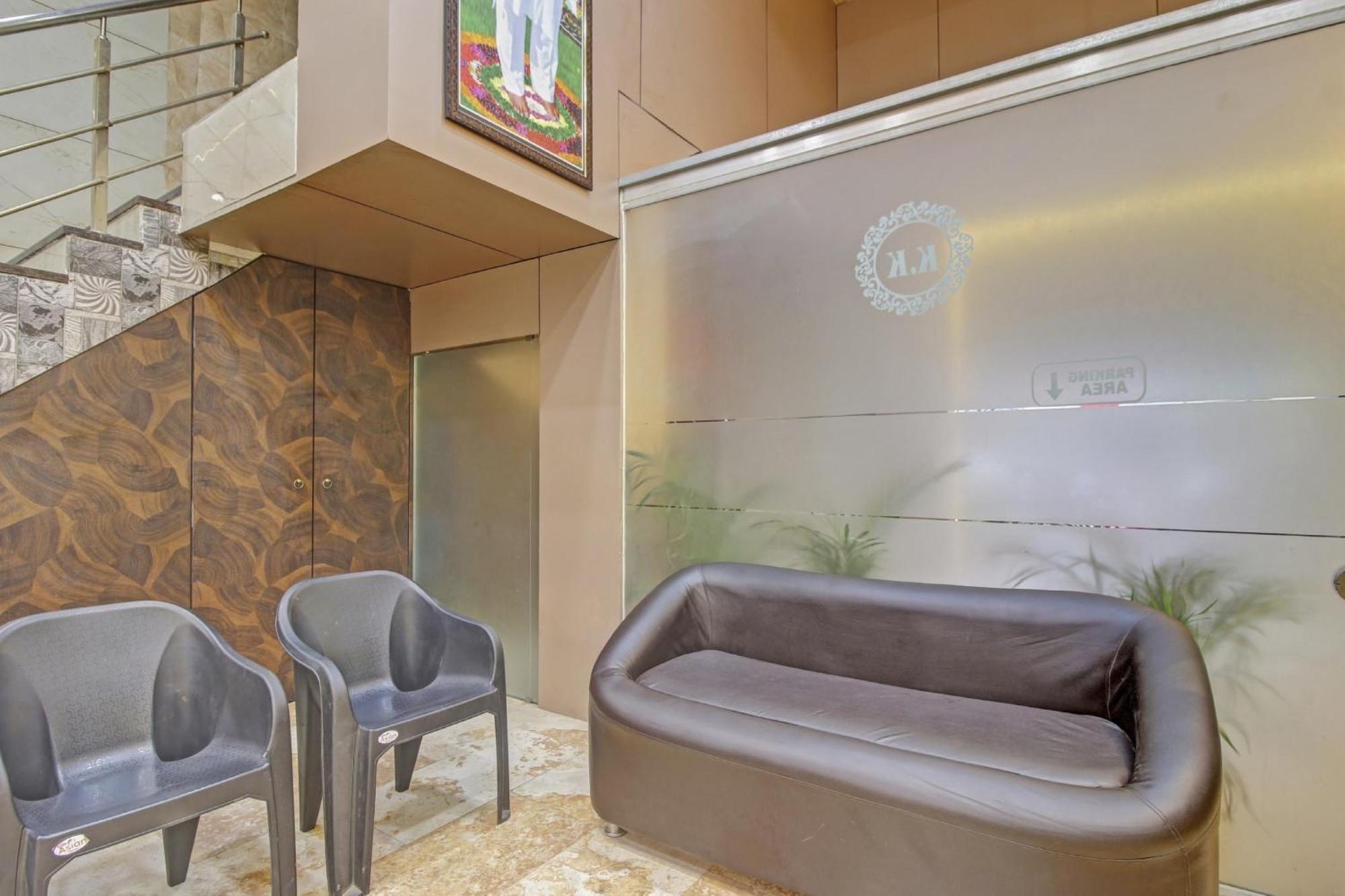 Hotel Ambedkar Кальян Экстерьер фото