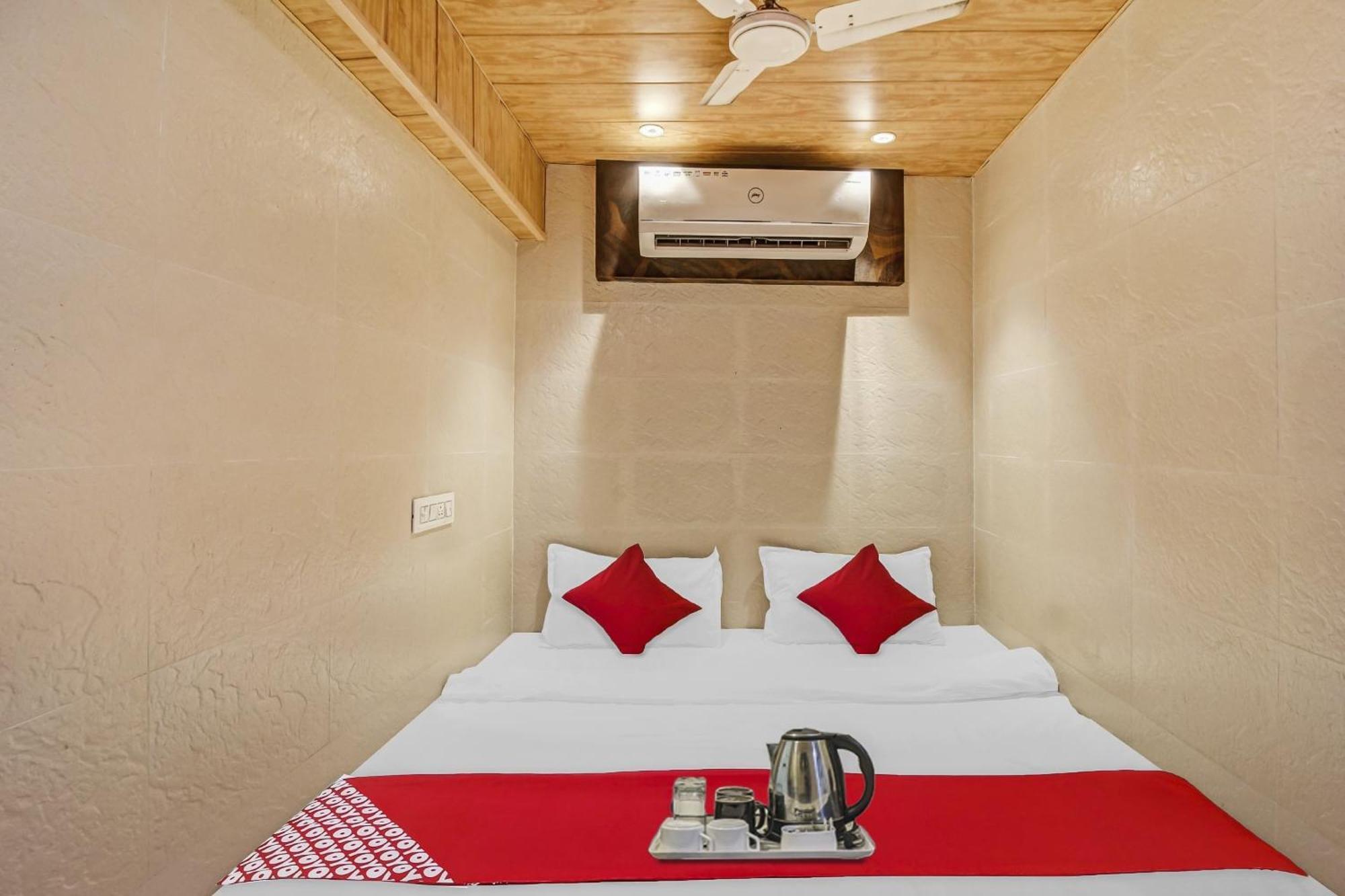Hotel Ambedkar Кальян Экстерьер фото